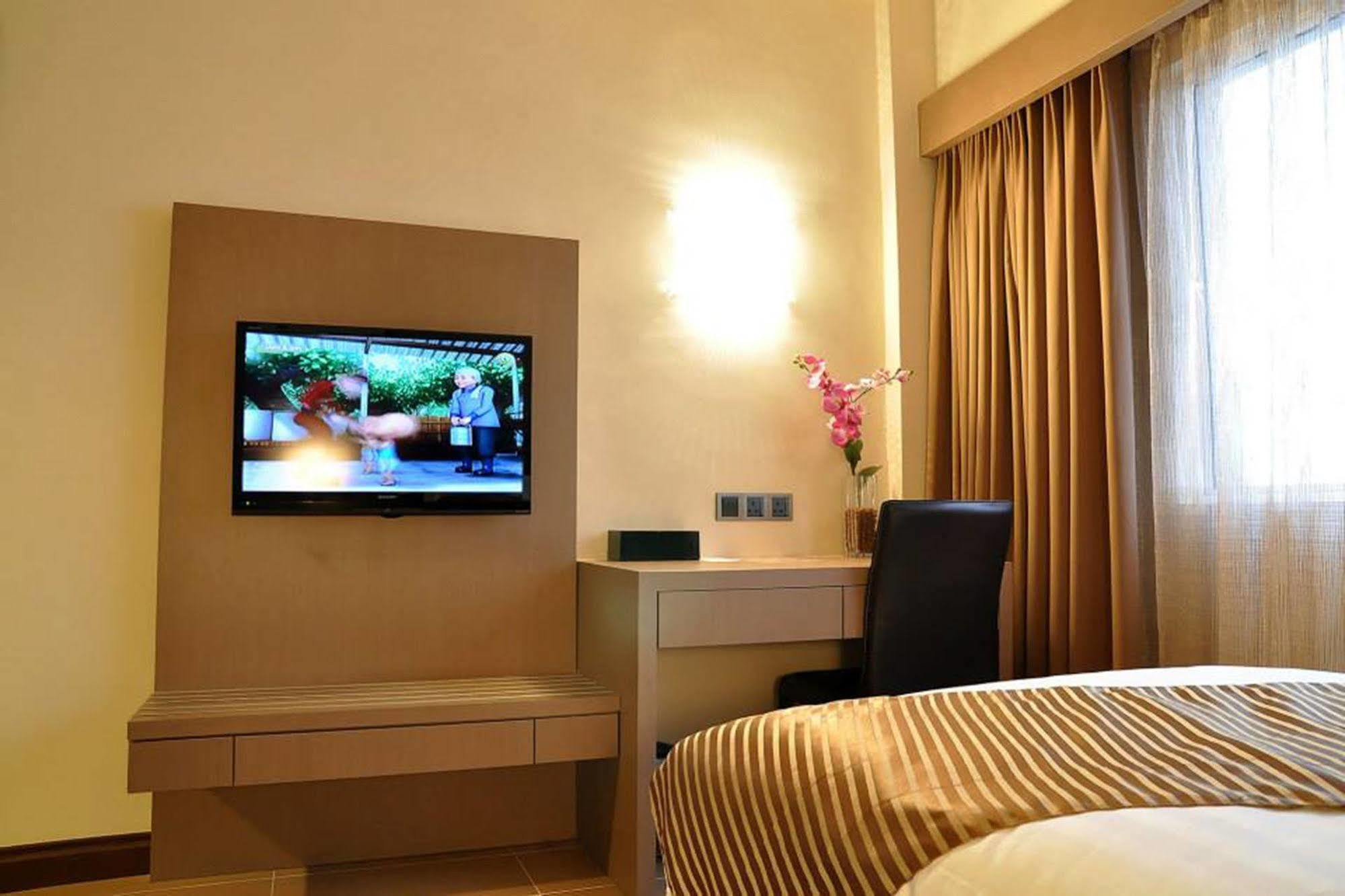 Bendahara Hotel @ Malacca City Ngoại thất bức ảnh