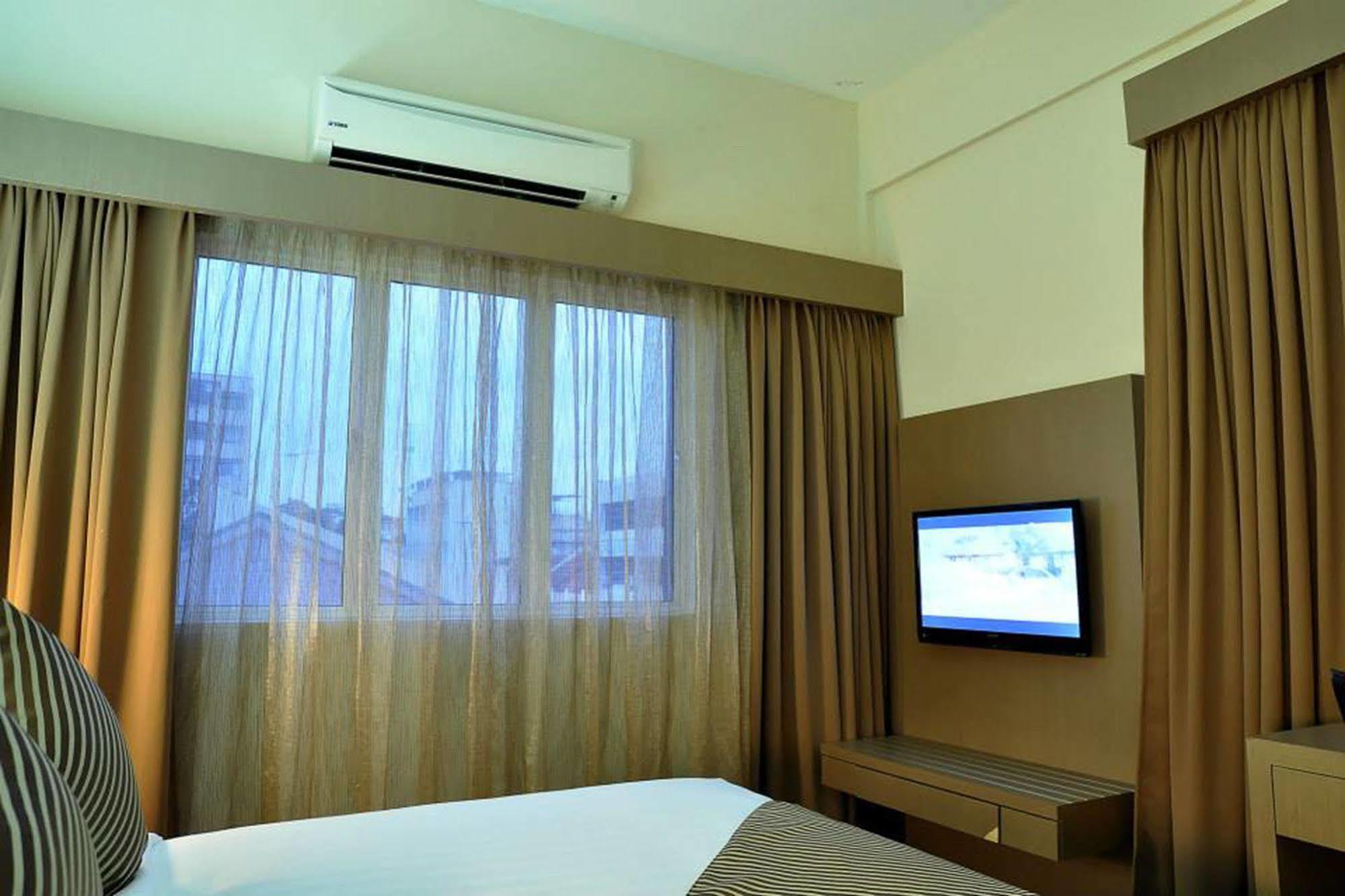 Bendahara Hotel @ Malacca City Ngoại thất bức ảnh